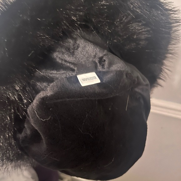 Faux fur bucket hat - Picture 2 of 3